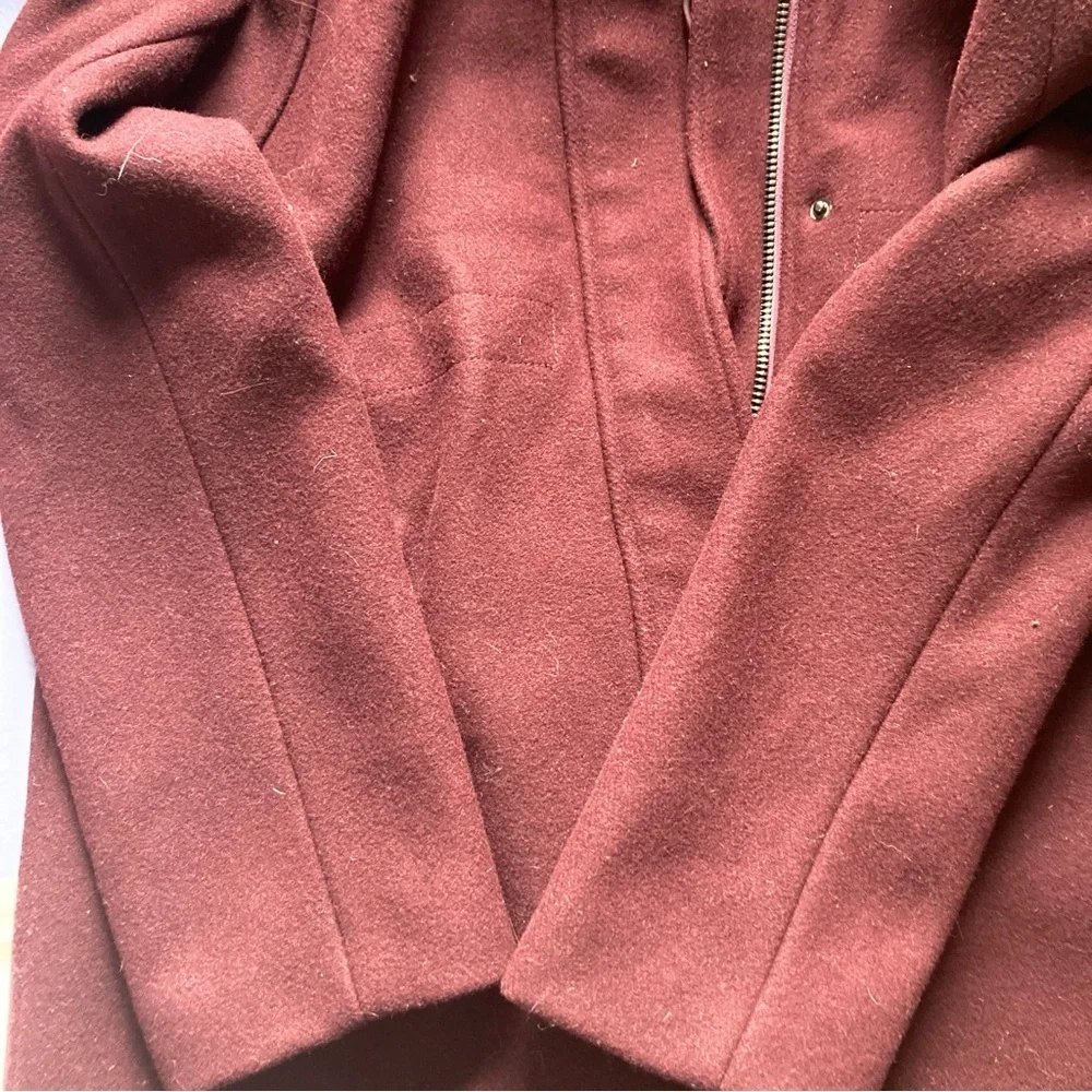 Dawn Levy Coat, Beautiful, Wool Blend with removable Faux Fur hood,  Size M - Picture 13 of 14